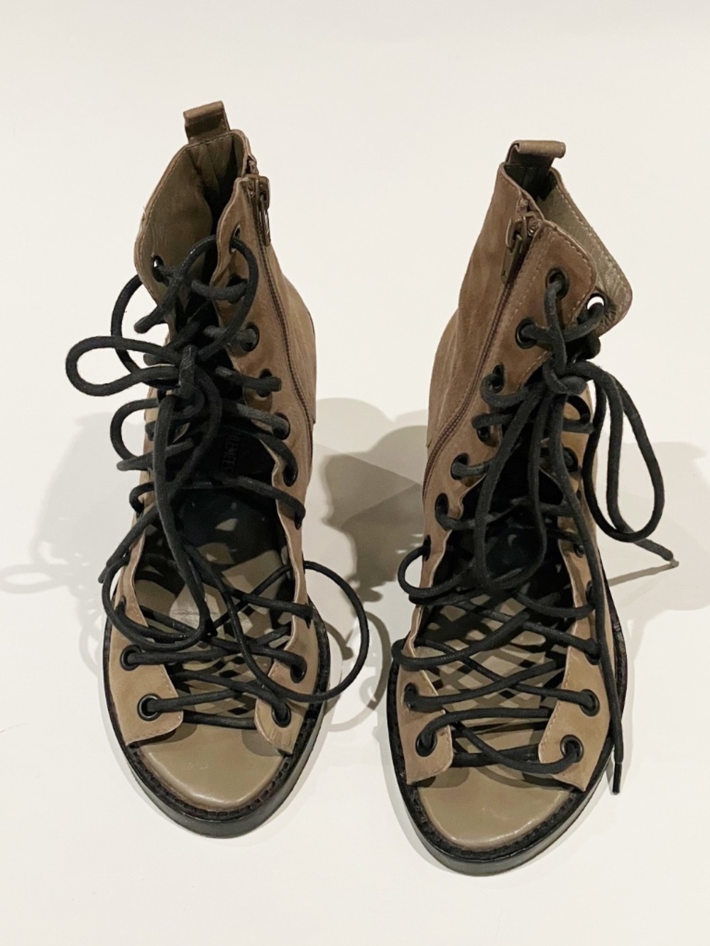 Ann Demeulemeester Camoscio laceu-up boots
